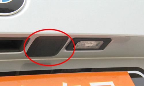 10_BMW-W-series-rear-camera-tagurduskaamera-peruutuskamera.jpg (29 KB)