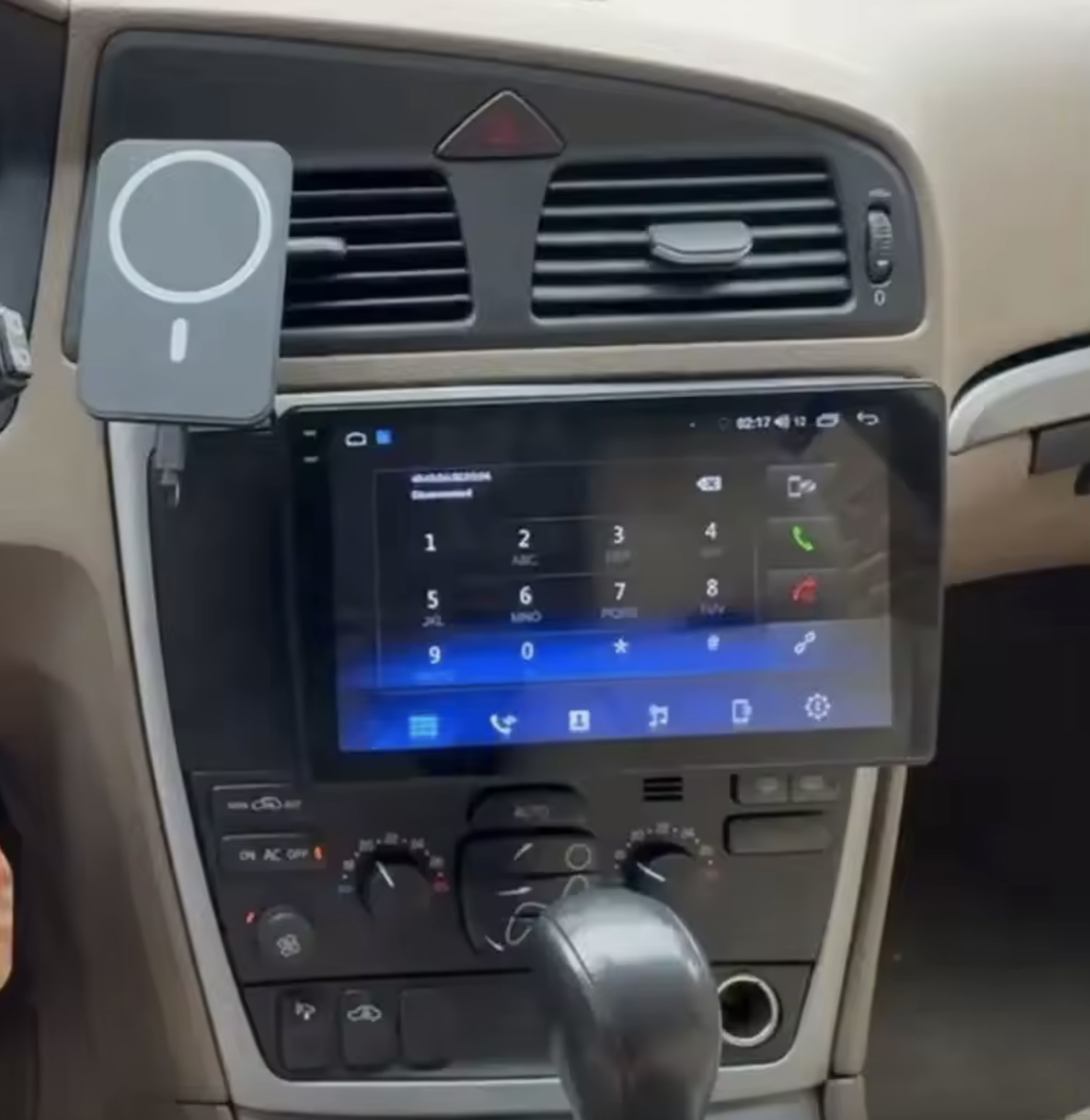 Automedia F2001 Mudelikohane android multimeediakeskus gps naviraadio