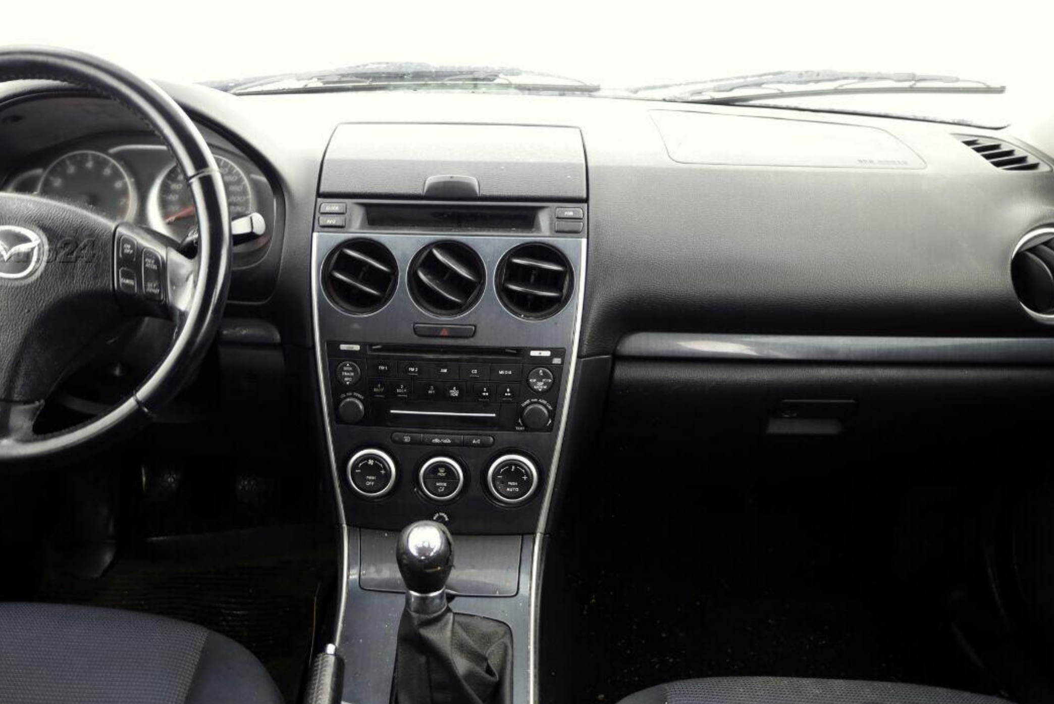 Mazda 6 (2002-2007) Add-On Design  Automedia F2006 raadio sobivus autole