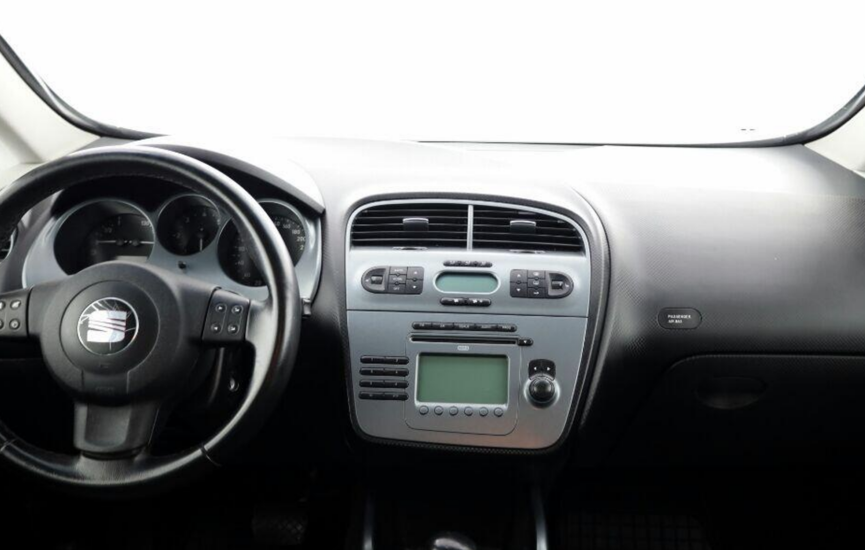 Seat Altea XL (2007-2015)  Automedia F2008 raadio sobivus autole