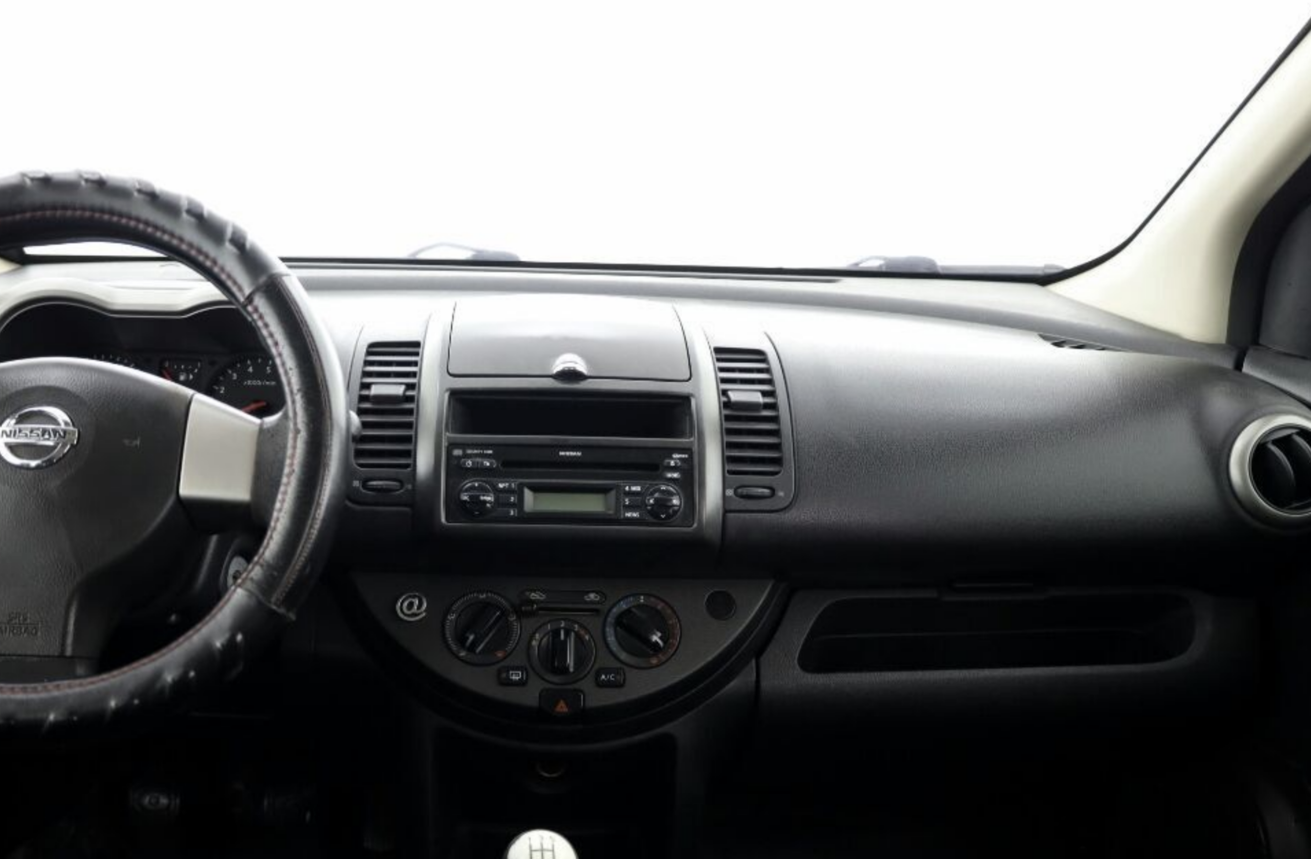 Automedia F9906 Automedia F9906  pielāgota multivides radio piemērotība automašīnai