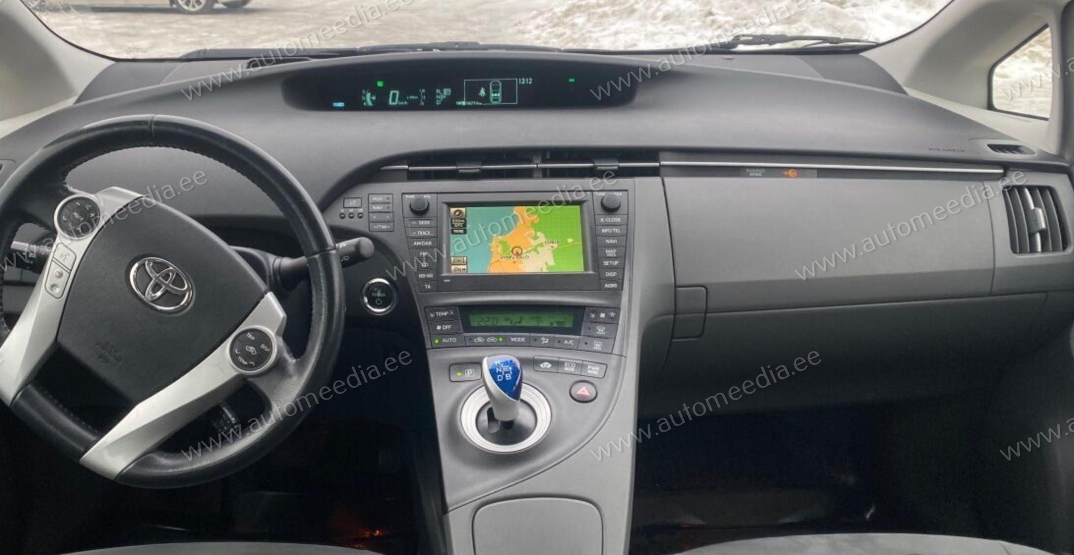 Toyota Prius XW30 2009 - 2015 BLACK frame (With OEM screen & camera) Automedia WTS-9144BLB Automedia WTS-9144BLB  pielāgota multivides radio piemērotība automašīnai